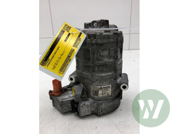Usagé Compresseur de clim Landrover Range Rover Velar (LY) 2.0 16V P400e AWD Prix € 471,45 Règlement à la marge proposé par Wessel Parts & Service B.V.