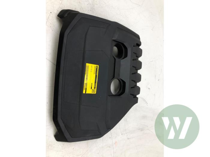 Gebrauchte Abdeckblech Motor Skoda Octavia Combi (NXAC) 1.5 TSI 16V Preis € 40,95 Margenregelung angeboten von Wessel Parts & Service B.V.