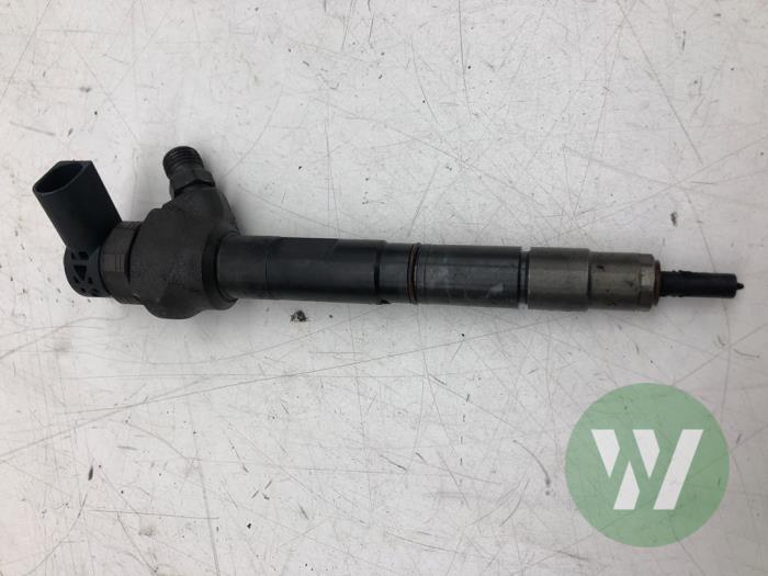Usados Inyector (diésel) Volkswagen Passat Variant (365) 2.0 TDI 16V 140 Precio € 103,95 Norma de margen ofrecido por Wessel Parts & Service B.V.