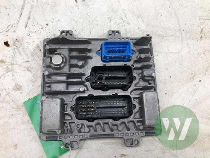 Engine management computer Opel Astra K Sports Tourer, 2015 / 2022 1.6 CDTI 110 16V, Combi/o, Diesel, 1.598cc, 81kW (110pk), FWD, B16DTN; B16DTE; B16DTU; B16DTI, 2016-04 / 2019-08 (Used)