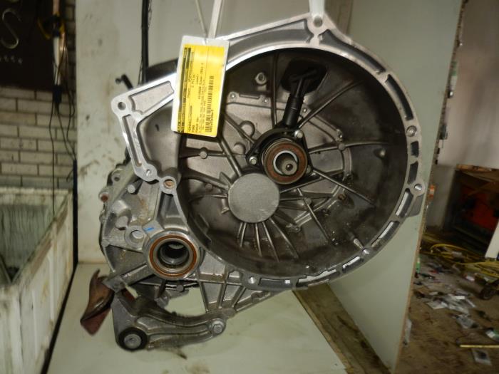 Usagé Boîte de vitesse Ford Focus 2 1.6 TDCi 16V 90 Prix € 420,00 Règlement à la marge proposé par Wessel Parts & Service B.V.