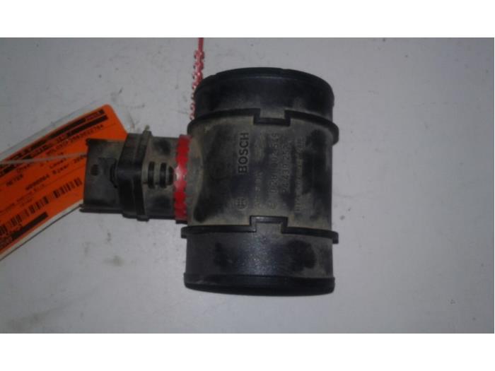 Begagnade Luftflödesmätare Opel Combo (Corsa C) 1.3 CDTI 16V Pris € 31,50 Marginaltabell erbjuds av Wessel Parts & Service B.V.