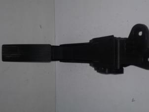 Used Throttle pedal position sensor Mercedes R (W251) 3.0 350 CDI 24V 4-Matic Price € 49,00 Margin scheme offered by Autobedrijf G.H. Wessel B.V.
