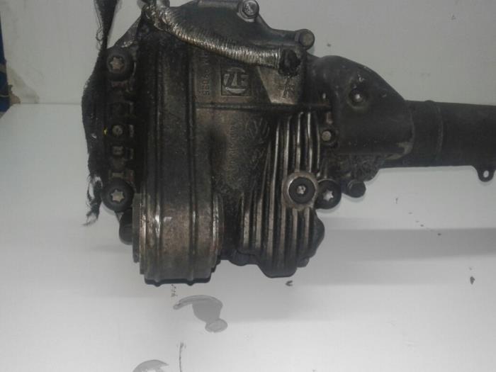 Front differential from a Porsche Cayenne (9PA) 4.8 V8 32V S 2008