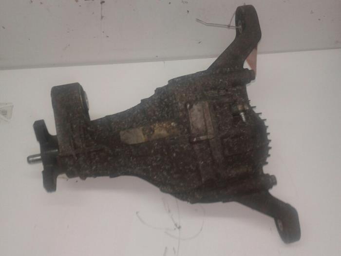 Rear differential from a Mercedes-Benz R (W251) 3.0 320 CDI 24V 4-Matic 2006