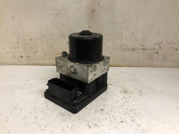 Gebrauchte ABS Pumpe Chevrolet Cruze 2.0 D 16V Preis € 208,95 Margenregelung angeboten von Wessel Parts & Service B.V.