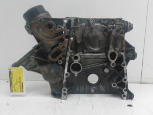 Used Timing cover Mercedes E (W211) 2.2 E-220 CDI 16V Price € 89,00 Margin scheme offered by Autobedrijf G.H. Wessel B.V.