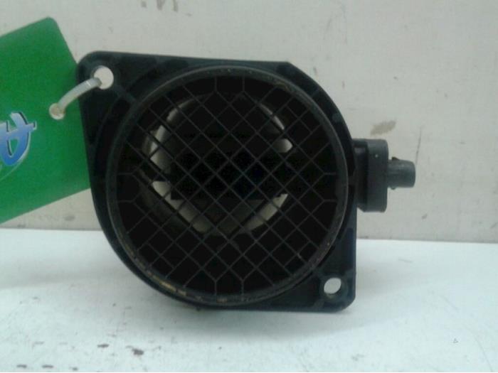 Airflow meter from a Volkswagen Polo V (6R) 1.2 TDI 12V BlueMotion 2012