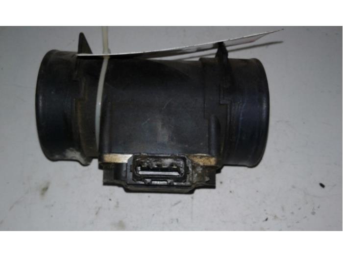 Gebrauchte Luftmengenmesser Opel Omega Preis € 26,25 Margenregelung angeboten von Wessel Parts & Service B.V.