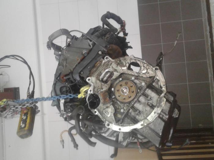 Motor from a BMW 5 serie (E60) 525d 24V 2005