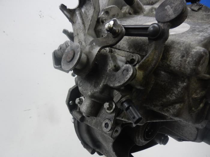 Gearbox from a Mercedes-Benz B (W245,242) 2.0 B-200 CDI 16V 2009