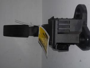 Used Throttle pedal position sensor Mercedes R (W251) 3.0 320 CDI 24V 4-Matic Price € 49,00 Margin scheme offered by Autobedrijf G.H. Wessel B.V.
