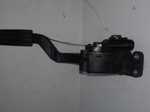Używane Czujnik polozenia pedalu gazu Ford Fusion 1.4 16V Cena € 39,00 Procedura marży oferowane przez Autobedrijf G.H. Wessel B.V.