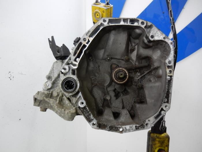 Gebrauchte Getriebe Renault Twingo II (CN) 1.5 dCi 70 Preis € 366,45 Margenregelung angeboten von Wessel Parts & Service B.V.