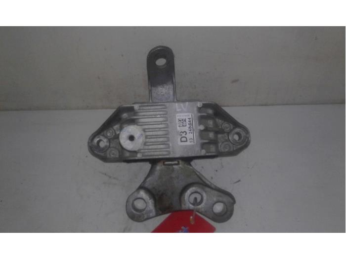 Usagé Support moteur Chevrolet Cruze 2.0 D 16V Prix € 47,25 Règlement à la marge proposé par Wessel Parts & Service B.V.
