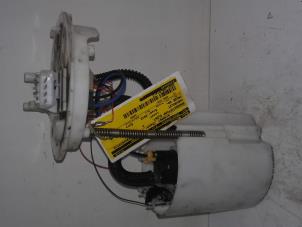 Used Electric fuel pump Chevrolet Cruze 2.0 D 16V Price € 63,00 Margin scheme offered by Autobedrijf G.H. Wessel B.V.