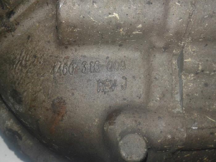 Front differential from a Mercedes-Benz ML I (163) 400 4.0 CDI V8 32V 2002