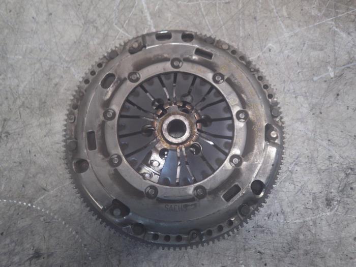 Used Flywheel Volkswagen Touran Price € 199,50 Margin scheme offered by Wessel Parts & Service B.V.