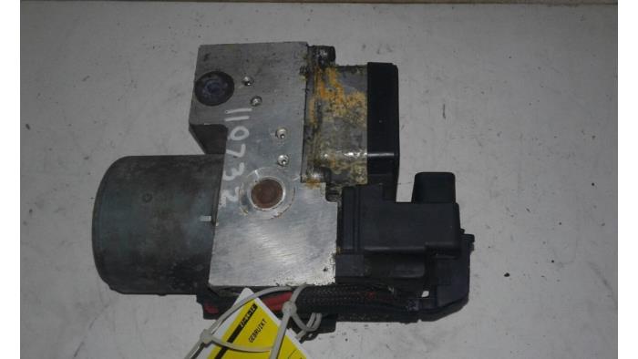 Usagé Pompe ABS Renault Mascott Prix € 208,95 Règlement à la marge proposé par Wessel Parts & Service B.V.