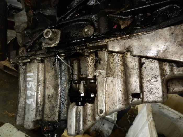 Motor van een Audi A6 Avant (C6) 2.0 TDI 16V 2008