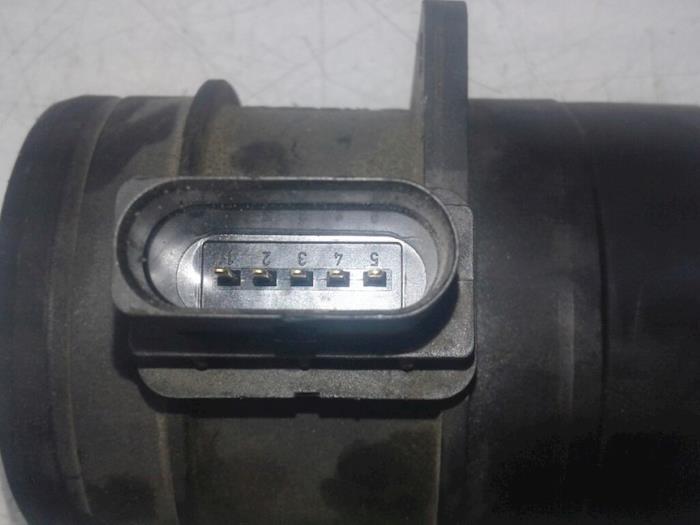 Used Airflow meter Volkswagen Tiguan (5N1/2) 2.0 TDI DRF 16V 4Motion Price € 40,00 Margin scheme offered by Wessel Parts & Service B.V.
