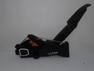 Gaspedalposition Sensor van een Mercedes-Benz B (W245) 2.0 B-180 CDI 16V 2006