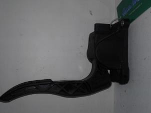 Used Throttle pedal position sensor Volkswagen Crafter 2.5 TDI 28/30/32/35 MWB Price € 49,00 Margin scheme offered by Autobedrijf G.H. Wessel B.V.