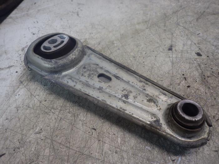 Used Engine mount Renault Kangoo/Grand Kangoo (KW) 1.6 16V GPL Price € 36,75 Margin scheme offered by Wessel Parts & Service B.V.
