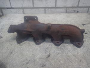 Used Exhaust manifold BMW 1 serie (E81) 120d 16V Price € 55,00 Margin scheme offered by Autobedrijf G.H. Wessel B.V.