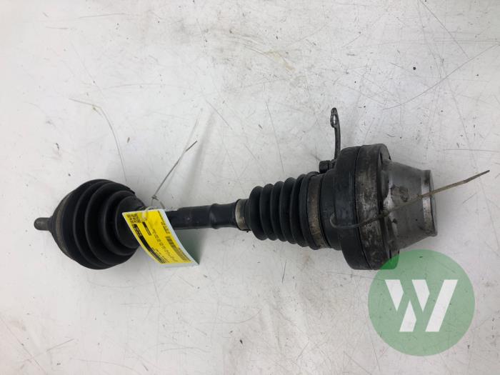 Gebrauchte Antriebswelle rechts vorne Volkswagen Caddy II (9K9A) 1.4 Preis € 26,25 Margenregelung angeboten von Wessel Parts & Service B.V.