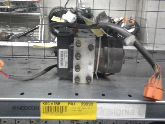 Used ABS pump Honda Civic (EJ/EK) 1.4i 16V Price € 40,95 Margin scheme offered by Wessel Parts & Service B.V.