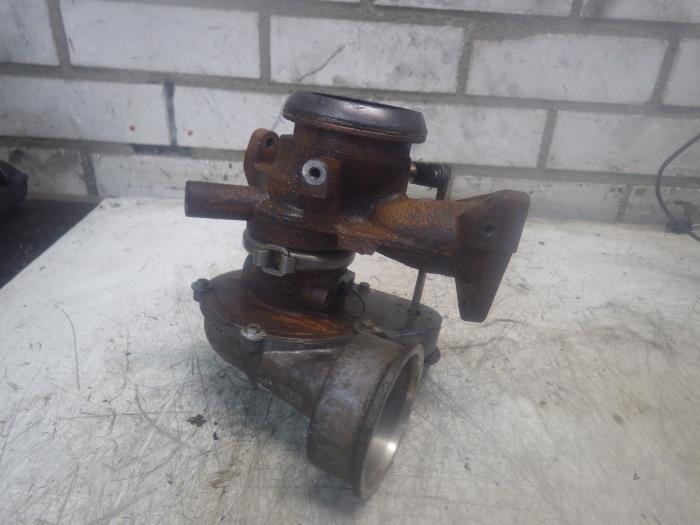 Gebrauchte Turbo Mercedes A (W169) 2.0 A-180 CDI 16V Preis € 261,45 Margenregelung angeboten von Wessel Parts & Service B.V.