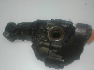 Used Front differential Mercedes ML I (163) 320 3.2 V6 18V Autom. Price on request offered by Autobedrijf G.H. Wessel B.V.