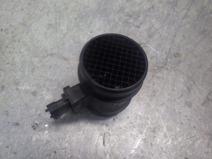 Gebrauchte Luftmengenmesser Fiat Doblo Cargo (263) 1.6 D Multijet Preis € 72,45 Margenregelung angeboten von Wessel Parts & Service B.V.
