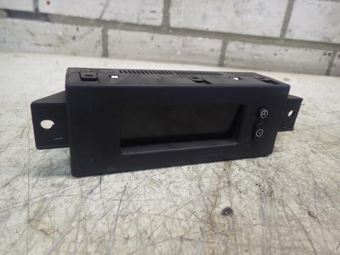 Begagnade Innerdisplay Opel Corsa D 1.3 CDTi 16V ecoFLEX Pris € 51,45 Marginaltabell erbjuds av Wessel Parts & Service B.V.