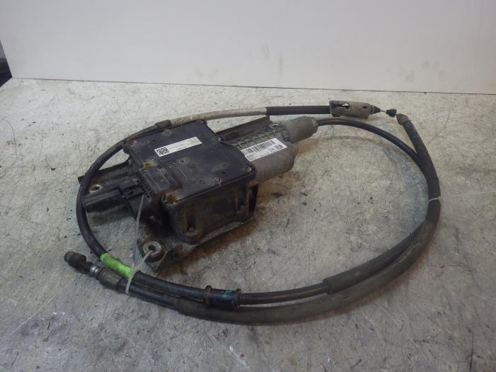 Usagé Mécanique frein à main Opel Insignia 2.0 CDTI 16V 160 Ecotec Prix € 156,45 Règlement à la marge proposé par Wessel Parts & Service B.V.