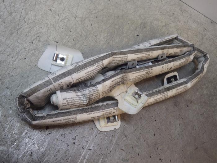 Używane Kurtyna Mercedes C (W204) 2.2 C-220 CDI 16V Cena € 40,95 Procedura marży oferowane przez Wessel Parts & Service B.V.