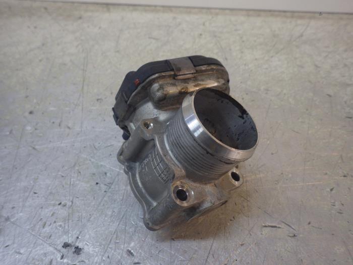 Gebrauchte Drosselklappengehäuse Ford Fiesta 6 (JA8) 1.4 TDCi Preis auf Anfrage angeboten von Wessel Parts & Service B.V.