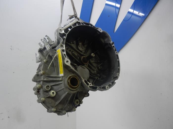 Gearbox from a MINI Mini (R56) 1.6 One D 16V 2013