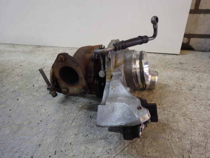 Gebrauchte Turbo BMW 1 serie (F20) 116d 1.6 16V Efficient Dynamics Preis auf Anfrage angeboten von Wessel Parts & Service B.V.