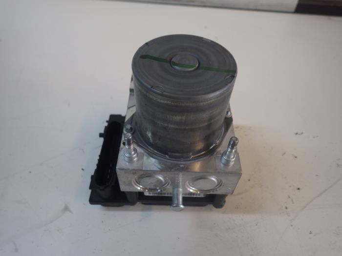 Begagnade ABS-pump Nissan Qashqai (J10) 1.6 dCi Pure Drive Pris € 208,95 Marginaltabell erbjuds av Wessel Parts & Service B.V.