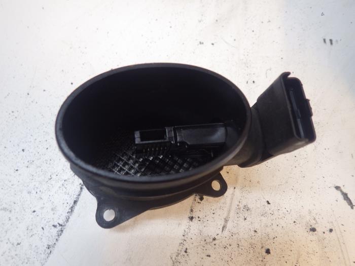 Usagé Débitmètre Peugeot 307 SW (3H) 1.6 HDiF 110 16V Prix € 61,95 Règlement à la marge proposé par Wessel Parts & Service B.V.
