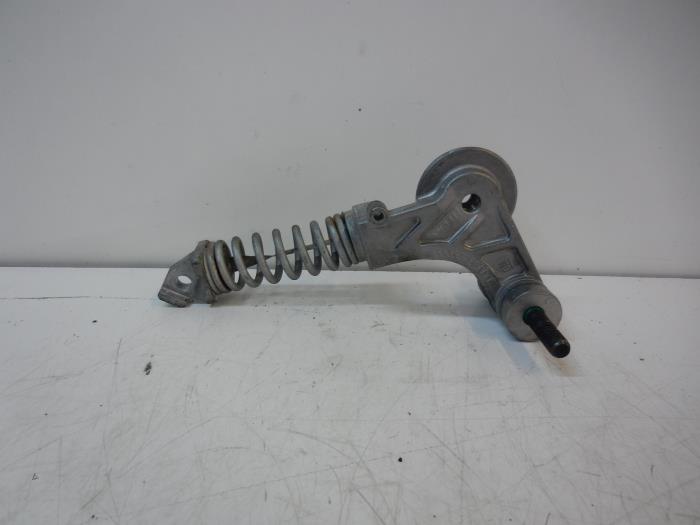 Usados Rodillo tensor correa múltiple Chevrolet Trax 1.4 Turbo 16V 4x2 Precio € 47,25 Norma de margen ofrecido por Wessel Parts & Service B.V.