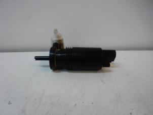 Used Rear screen washer pump Mercedes ML III (166) 3.0 ML-350 BlueTEC V6 24V 4-Matic Price on request offered by Autobedrijf G.H. Wessel B.V.