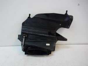Used Air box Mercedes ML III (166) 3.0 ML-350 BlueTEC V6 24V 4-Matic Price on request offered by Autobedrijf G.H. Wessel B.V.