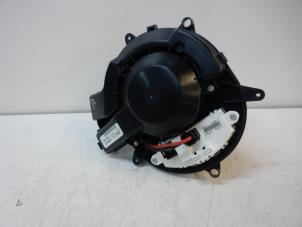 Used Heating and ventilation fan motor Mercedes ML III (166) 3.0 ML-350 BlueTEC V6 24V 4-Matic Price on request offered by Autobedrijf G.H. Wessel B.V.