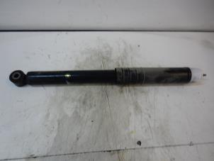 Used Rear shock absorber, left Renault Clio IV (5R) 1.5 Energy dCi 90 FAP Price € 30,00 Margin scheme offered by Autobedrijf G.H. Wessel B.V.