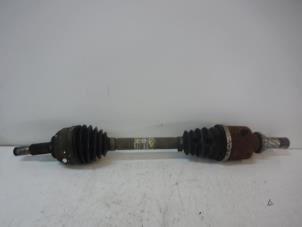 Used Front drive shaft, left Renault Twingo II (CN) 1.5 dCi 70 Price € 79,00 Margin scheme offered by Autobedrijf G.H. Wessel B.V.