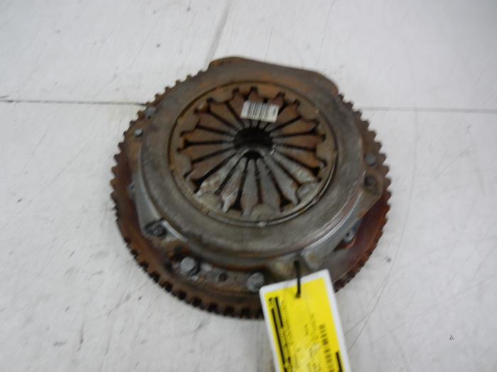 Used Flywheel Renault Twingo II (CN) 1.2 16V Price € 78,75 Margin scheme offered by Wessel Parts & Service B.V.