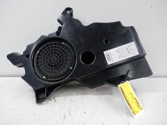 Używane Glosnik Audi A3 (8P1) 1.4 TFSI 16V Cena € 73,50 Procedura marży oferowane przez Wessel Parts & Service B.V.